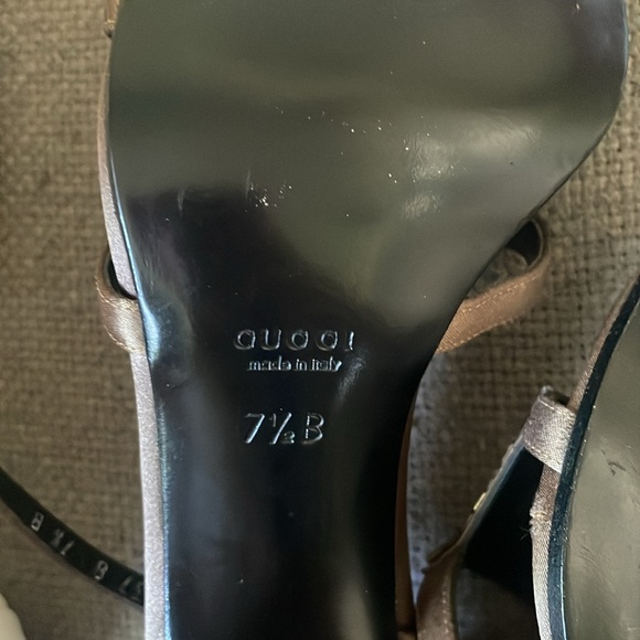 Gucci stiletto very lightly worn size 7 1/2B - Picture 8 of 10